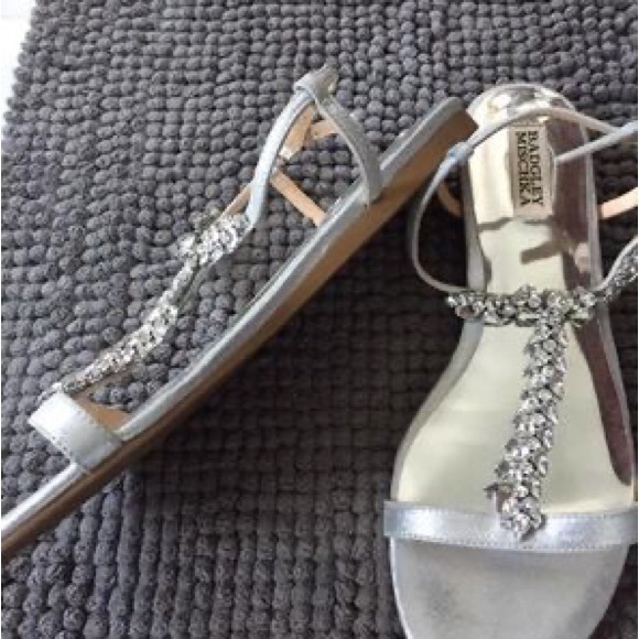 Gorgeous Badgley Mischka sandals size 9.5 - Picture 1 of 3
